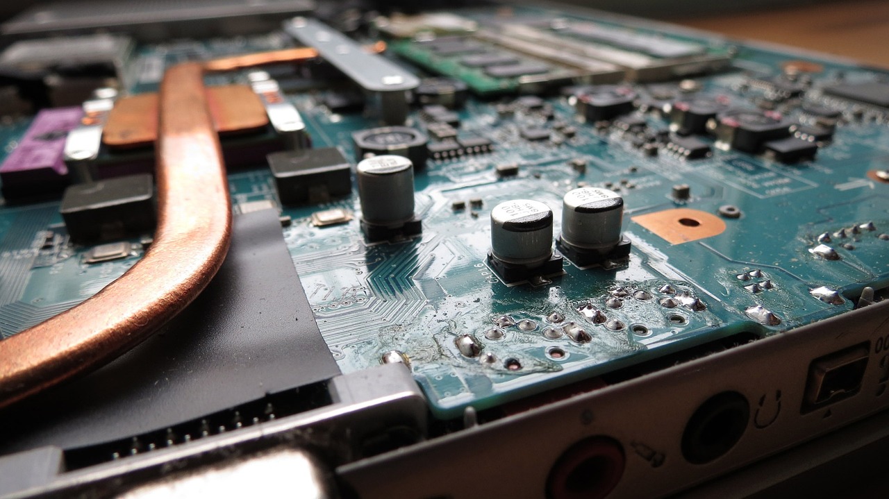 PC最新报价及科技动态，选购理想电脑的必备指南